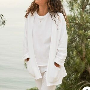 Frank & Eileen - NEW Beach Cardigan in White